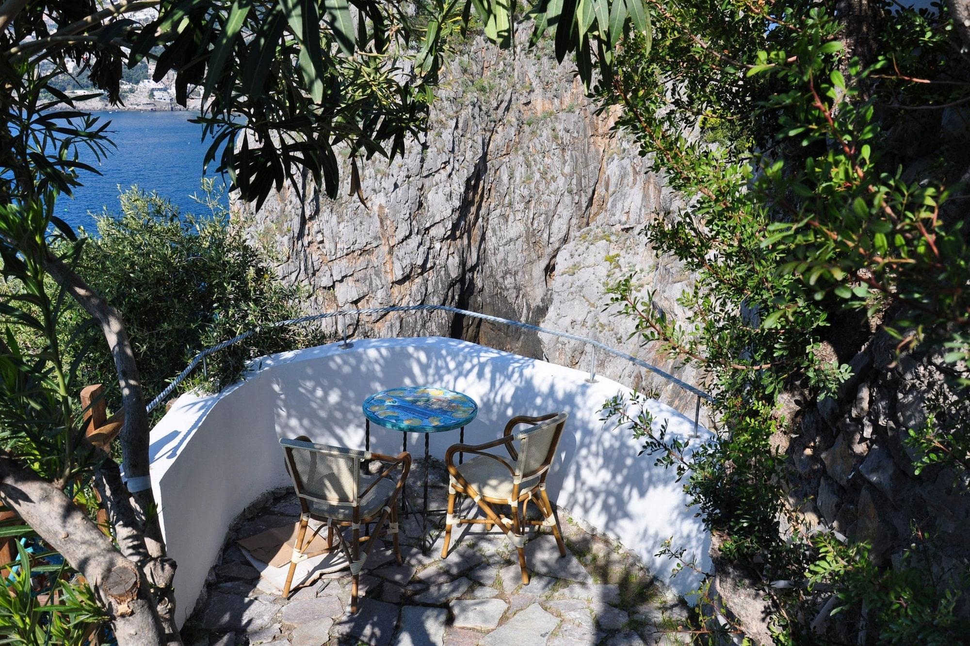 La Locanda Del Fiordo Furore Eksteriør bilde