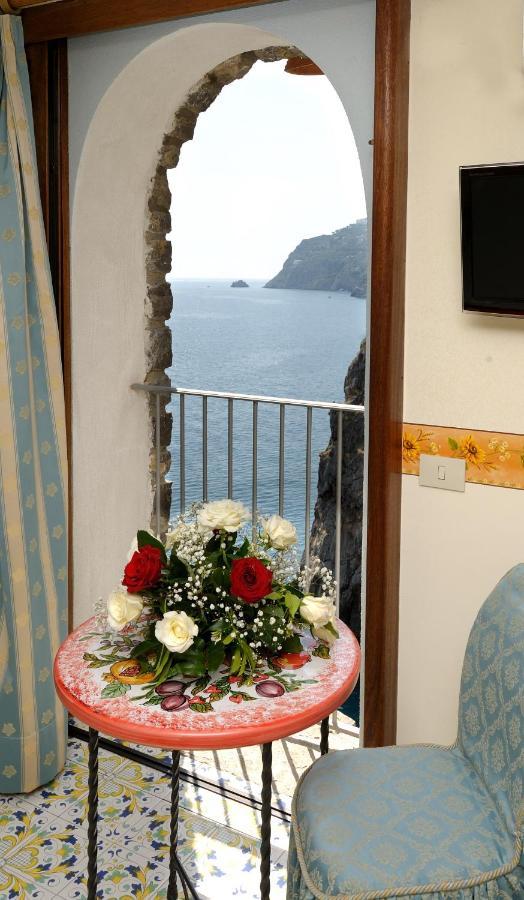 La Locanda Del Fiordo Furore Eksteriør bilde
